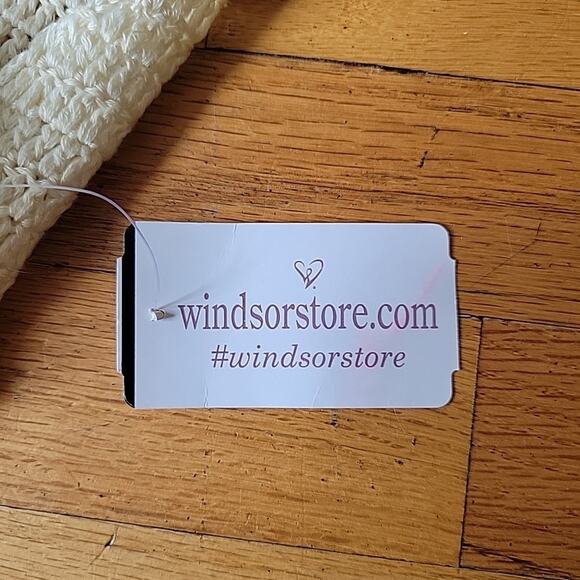 Windsor Ivory Crochet High Neck Halter Top NEW Openwork Lace Up Back Boho Hippie - Picture 5 of 7